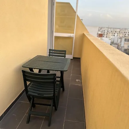 Luxury Penthouse In Lägenhet Sliema