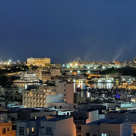 Апартаменты Luxury Penthouse In