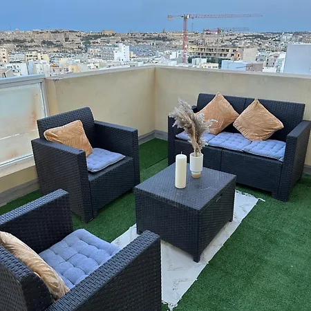 Luxury Penthouse In * Sliema